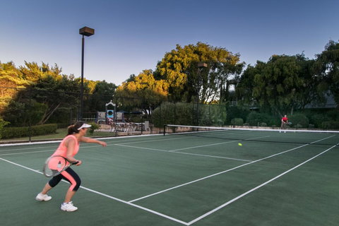 Club Wyndham Dunsborough, Trademark Collection By Wyndham - Pubs and Clubs 7