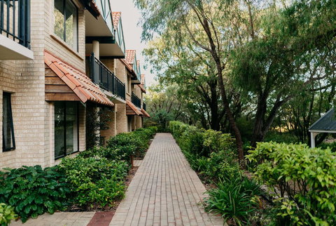 Club Wyndham Dunsborough, Trademark Collection By Wyndham - Pubs and Clubs 2