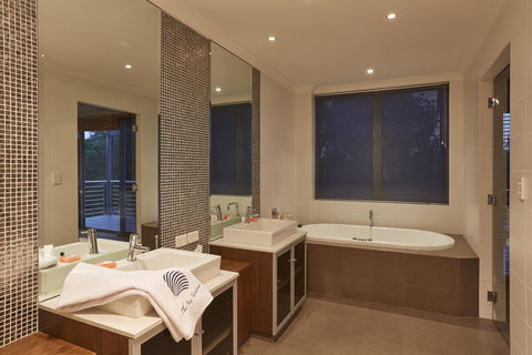 Club Wyndham Dunsborough, Trademark Collection By Wyndham - Pubs and Clubs 37