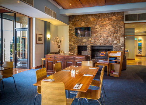 Club Wyndham Dunsborough, Trademark Collection By Wyndham - Pubs and Clubs 1