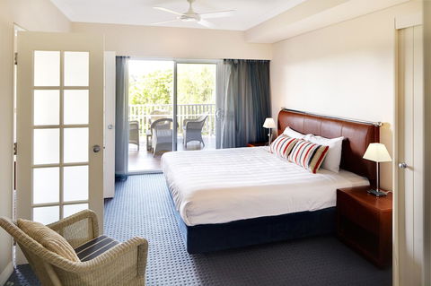 Seashells Yallingup - Pubs and Clubs 34