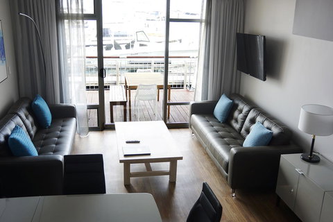 Oceanside 23 - Pubs and Clubs 4