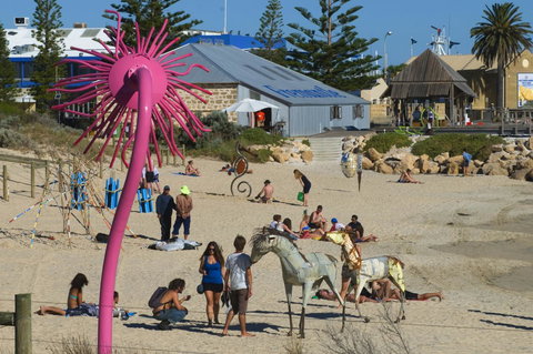 Oceanside 23 - Pubs and Clubs 30