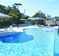 Karrinyup Waters Resort - Pubs and Clubs