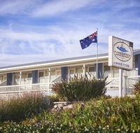 Harbour View Apartments - Pubs and Clubs