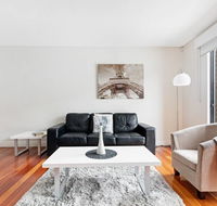 Parklane Apartments - Pubs and Clubs