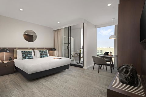 Quest Innaloo - Pubs and Clubs 9