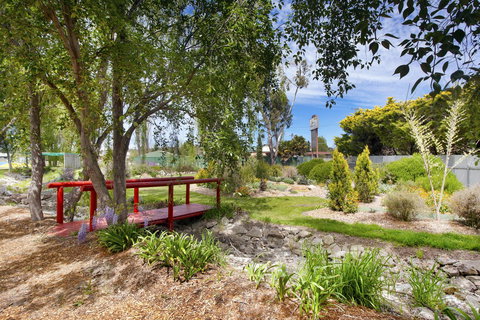 Armidale Tourist Park - Go Out 3