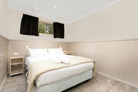 Armidale Tourist Park - Go Out 4