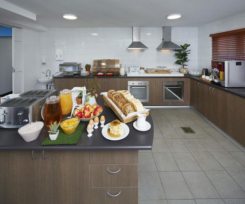 Ibis Budget Perth Airport - Pubs and Clubs 9