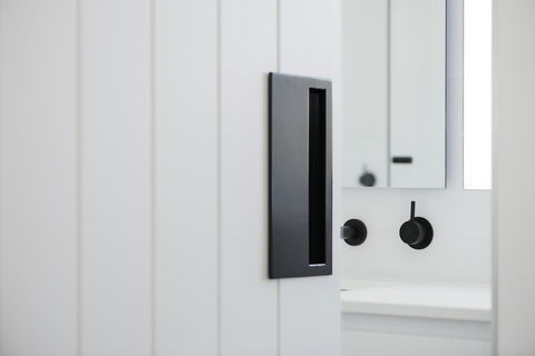 Maya Maya At Mandoon Estate - Pubs and Clubs 1