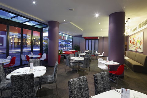 Ibis Perth - Pubs and Clubs 20