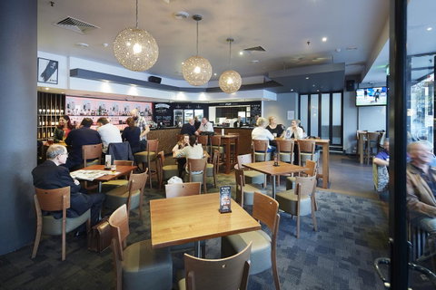 Ibis Perth - Pubs and Clubs 21