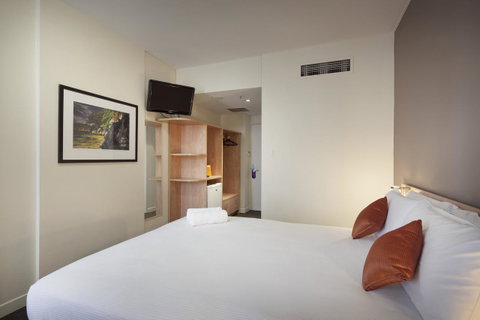 Ibis Perth - Pubs and Clubs 25