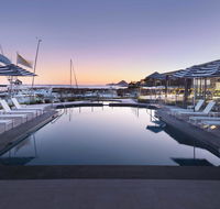 Anchorage Port Stephens - Pubs and Clubs