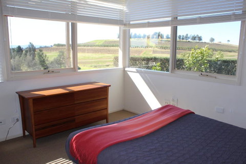 Grapevines Boutique Accommodation - Pubs and Clubs 25