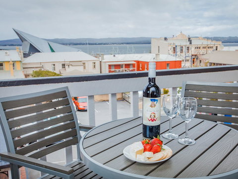 Albany Motel & Apartments - Go Out 15