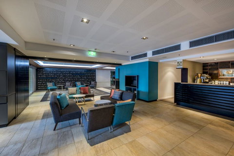 Oaks Perth Hotel - Pubs and Clubs 30