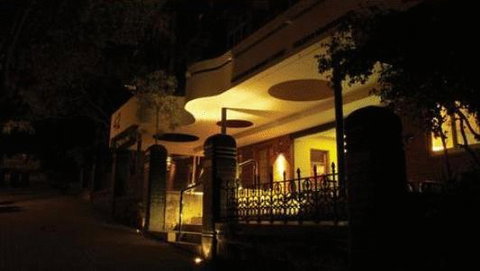 Riverview On Mount Street - Go Out 12