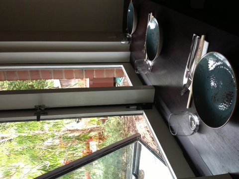 Riverview On Mount Street - Go Out 40