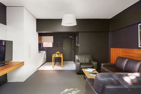 Riverview On Mount Street - Go Out 32