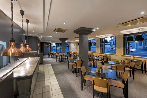 Mantra On Hay Perth - Pubs and Clubs 5