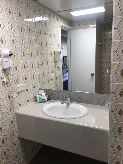 Dog Rock Motel - Pubs and Clubs 12