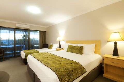 Dog Rock Motel - Pubs and Clubs 38