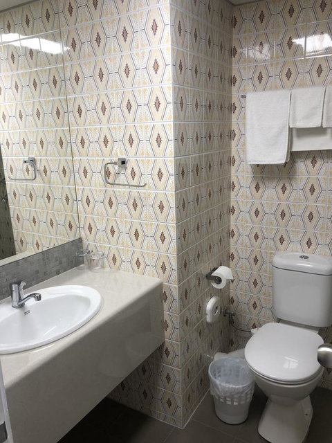 Dog Rock Motel - Pubs and Clubs 14