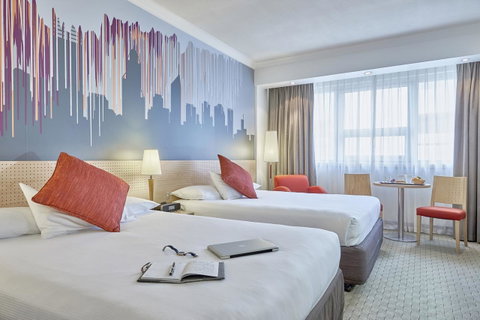 Mercure Perth - Pubs and Clubs 18