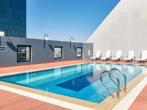 Mercure Perth - Pubs and Clubs 0