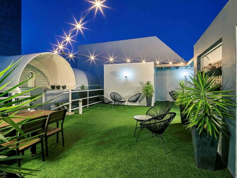 Mercure Perth - Pubs and Clubs 44