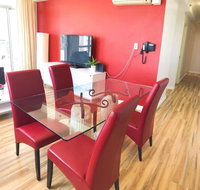 Centre of Perth whole apartment w/viewspapoolwifi - Pubs and Clubs