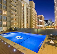 Parmelia Hilton Perth - Pubs and Clubs