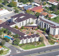 Great Eastern Motor Lodge - Pubs and Clubs