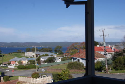 Mill View Link - Pubs and Clubs 37