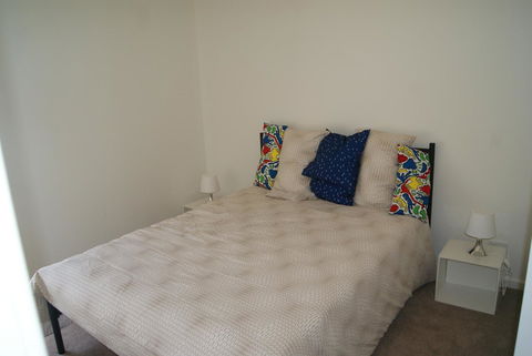 Mill View Link - Pubs and Clubs 10