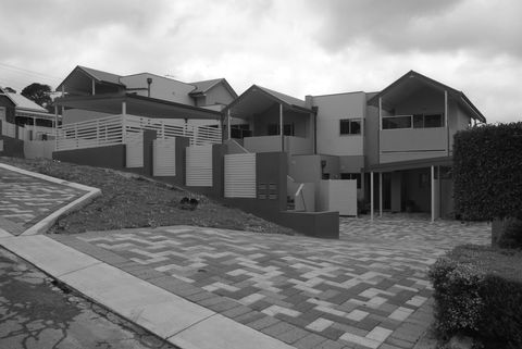 Mill View Link - Pubs and Clubs 36