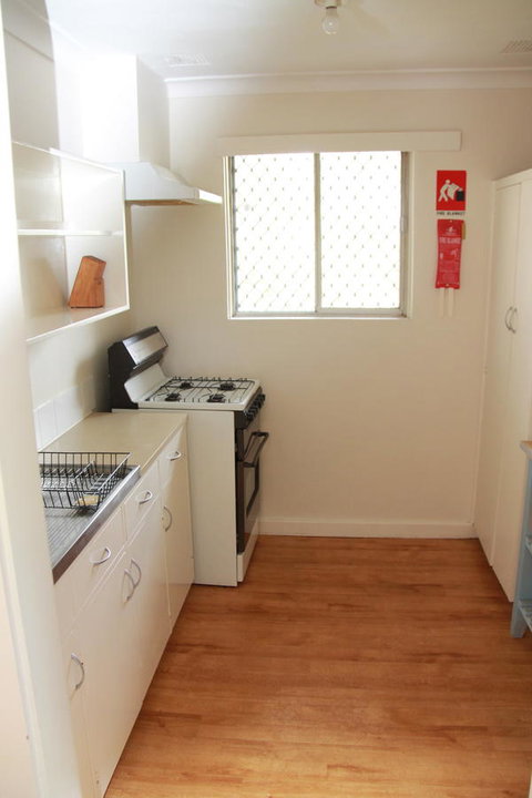 Malibu Apartments - Perth - Go Out 8