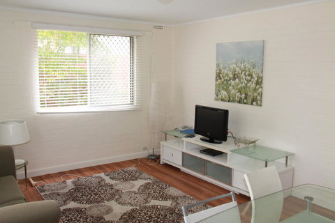 Malibu Apartments - Perth - Go Out 15