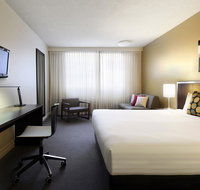 Travelodge Hotel Perth - Pubs and Clubs