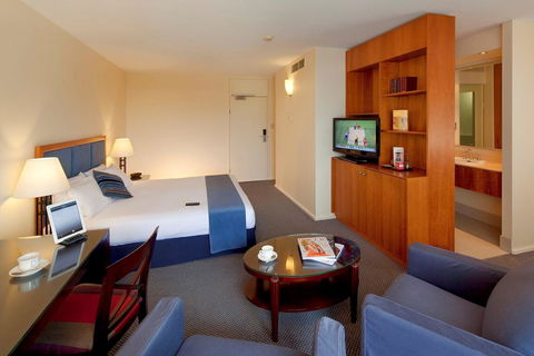 Seasons Of Perth - Go Out 29