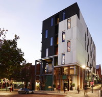 Alex Hotel - Pubs and Clubs