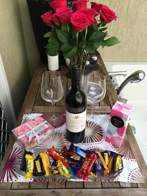 Nelson Bay Bed & Breakfast - Go Out 5