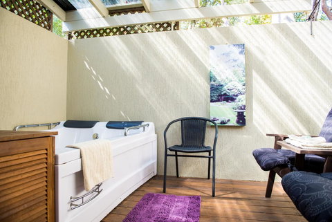 Nelson Bay Bed & Breakfast - Go Out 23