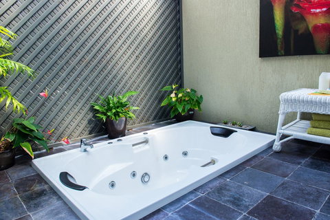 Nelson Bay Bed & Breakfast - Go Out 22