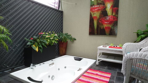 Nelson Bay Bed & Breakfast - Go Out 9