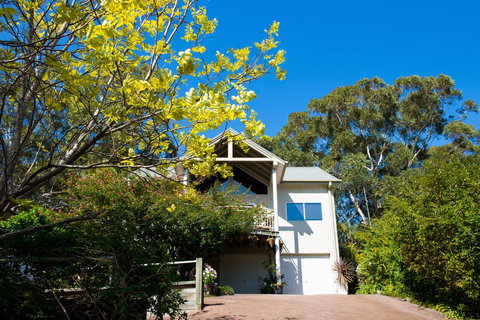 Nelson Bay Bed & Breakfast - Go Out 1