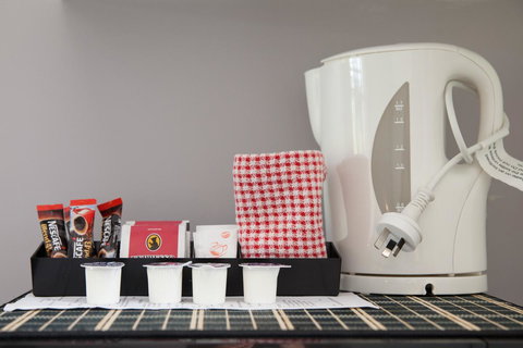 Kempsey Rose Motor Inn - Pubs and Clubs 18