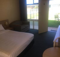 Junee Motor Inn - Pubs and Clubs